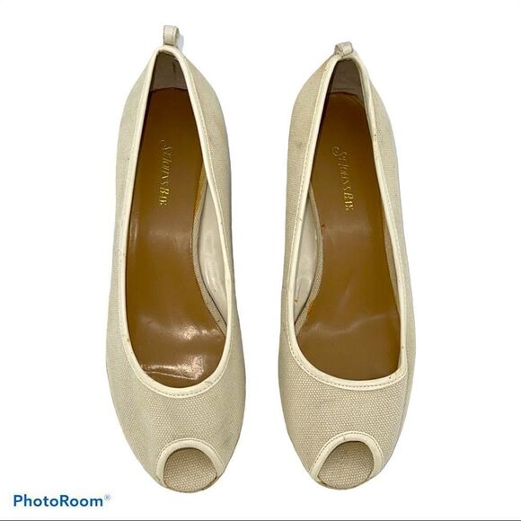 St. John’s Bay Women’s Cream Canvas Slip On Peep Toe Espadrille Wedge Flats 8 - Picture 3 of 14